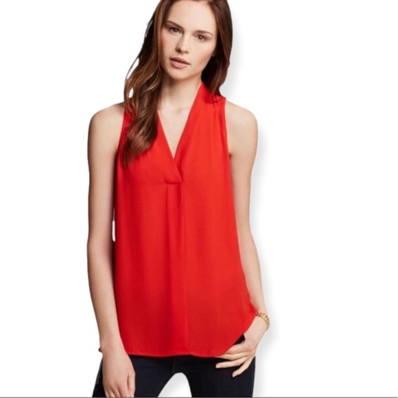 🔴 4/$15 Vince Camuto Brand Red V-Neck Sleeveless Swing Top Blouse size M in GUC - Picture 1 of 16